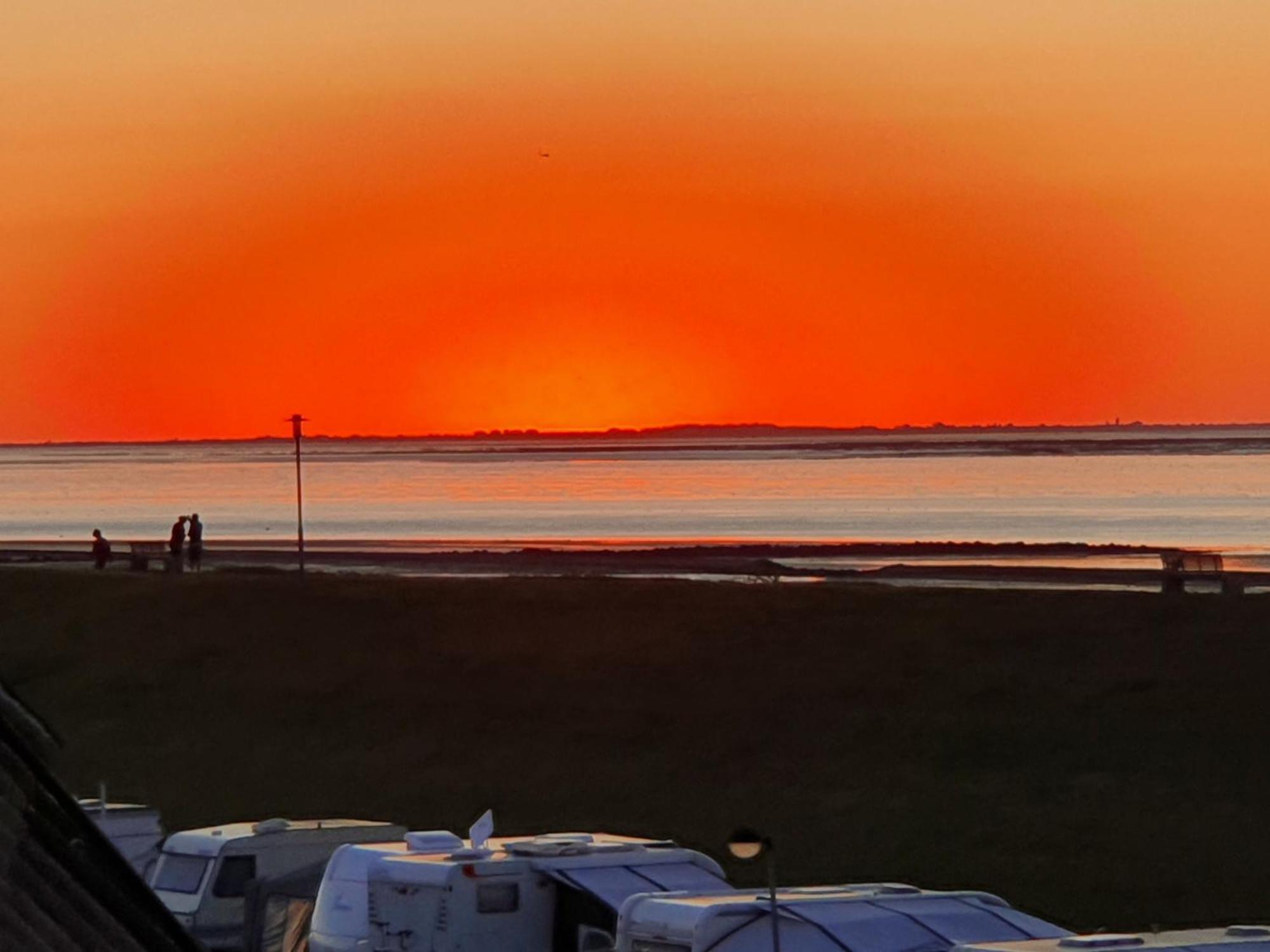 Meerzeit Strandhotel Neuharlingersiel Dış mekan fotoğraf
